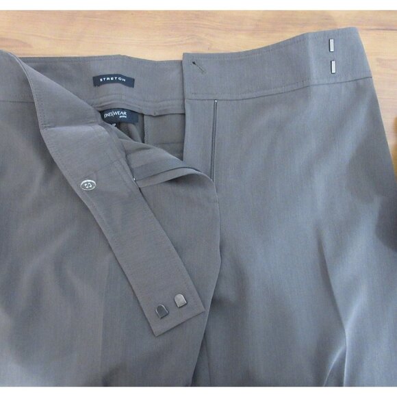 Jones Wear Stretch Womens Slacks Brown 14 Petite Back Pockets Career Easy Care - Picture 5 of 5